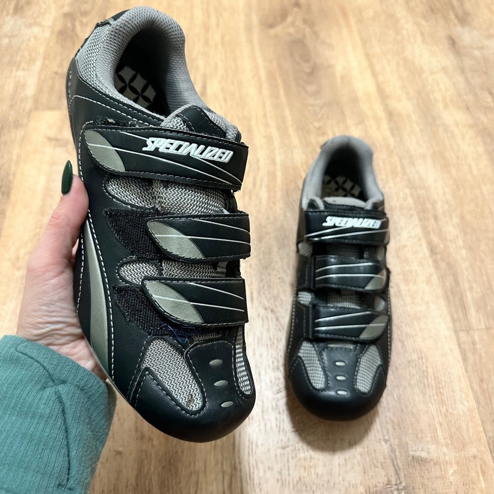 Specialized | Women's Road Cycling Black Grey Triple Strap Cleats Shoes, Size 40